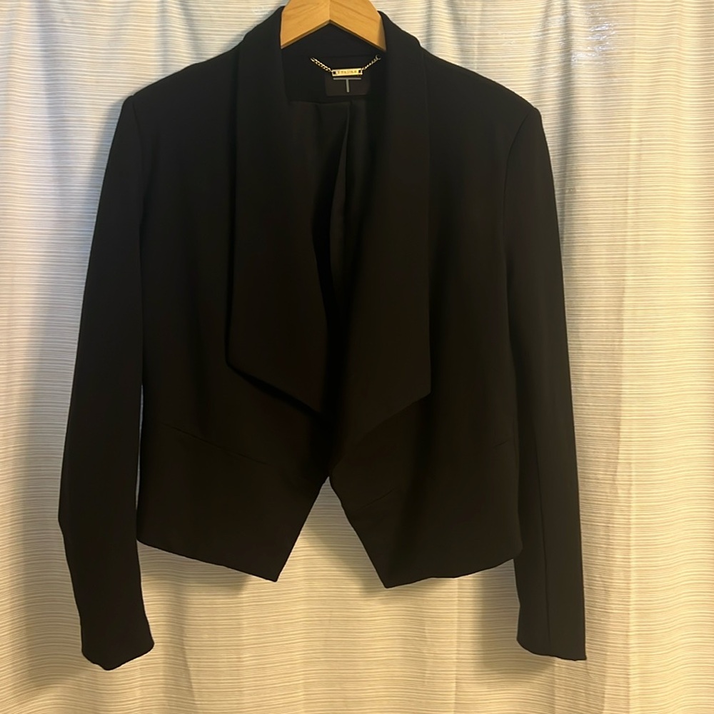 Women’s T Thari Blazer